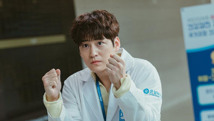 Ghost Doctor คิมบอม